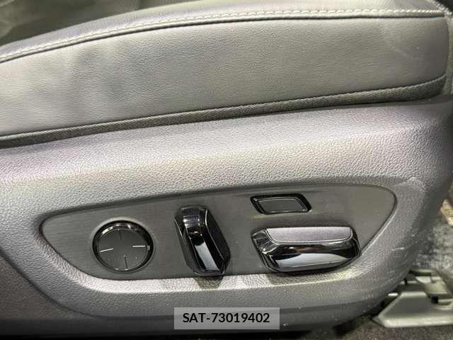 Lexus RX 2023-06 7877463-7