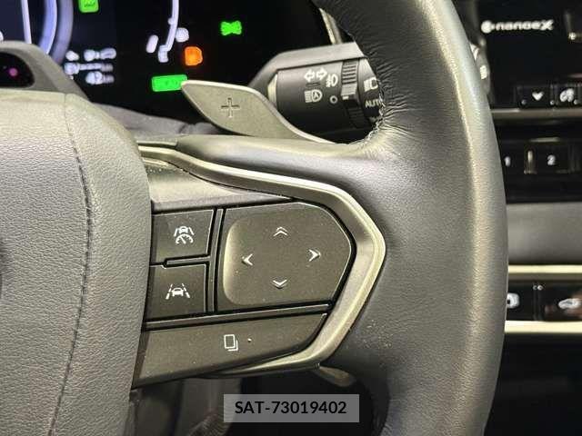 Lexus RX 2023-06 7877463-13