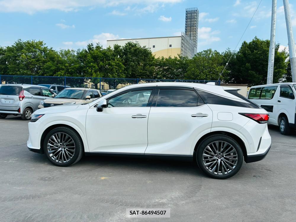 Lexus RX 2023-05 7358572-1