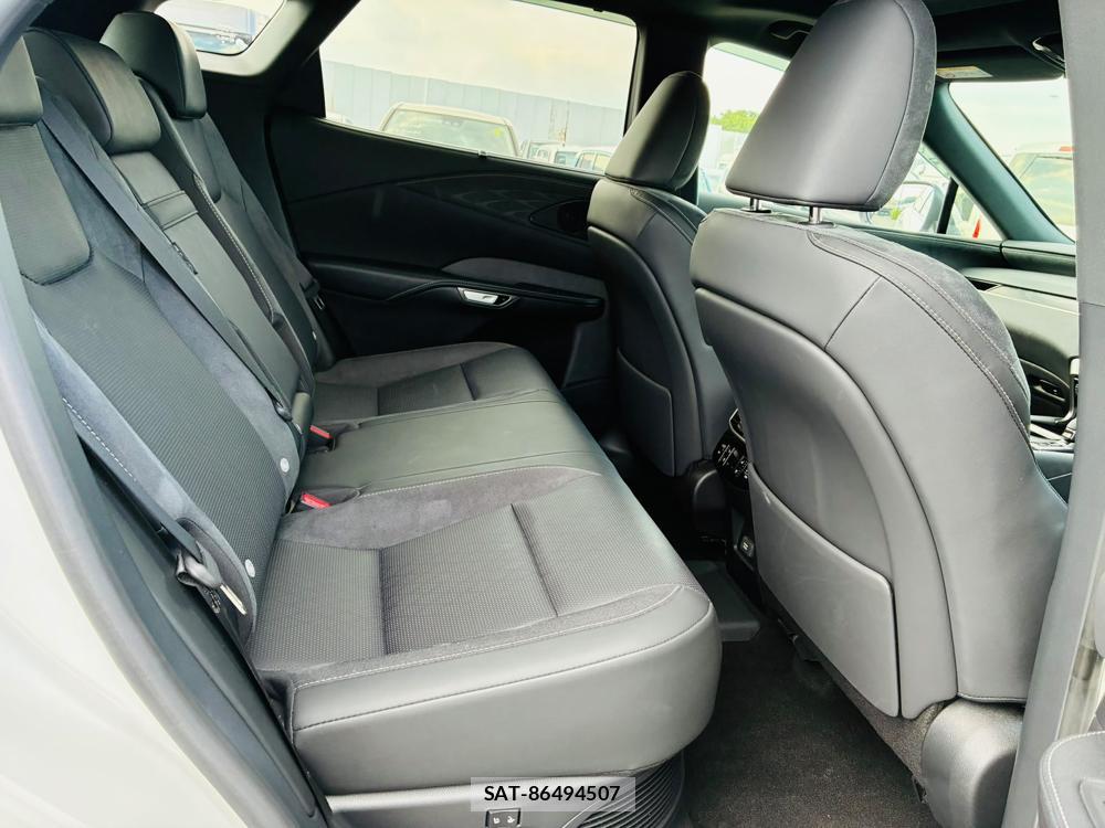 Lexus RX 2023-05 7358572-8