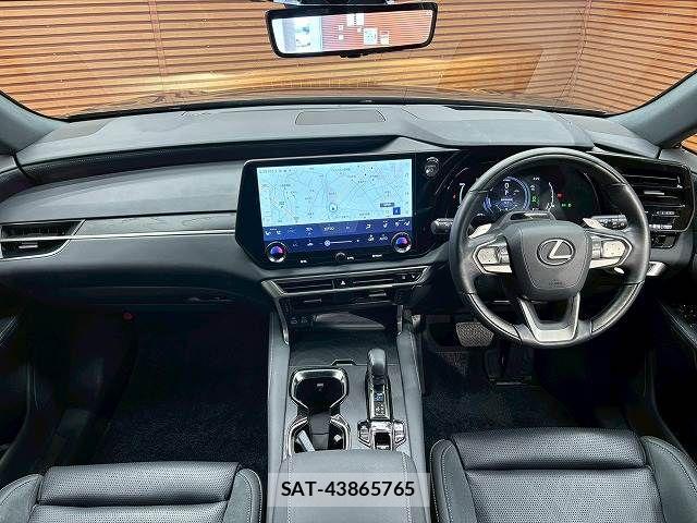 Lexus RX 2023-08 7962472-2