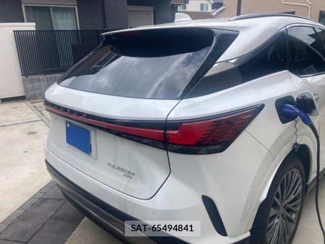 Lexus RX 2024-02 8074406-5