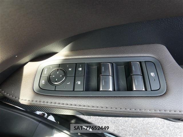Lexus RX 2023-05 8074409-21