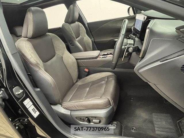 Lexus RX 2023-08 8336615-10