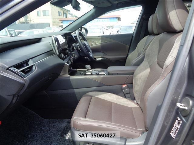 Lexus RX 2023-05 8366794-10