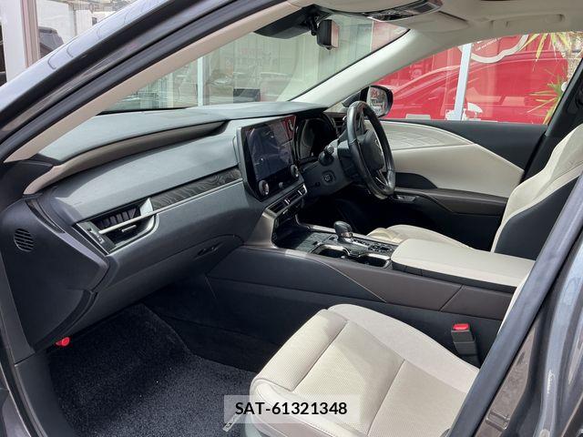 Lexus RX 2024-03 8413336-1
