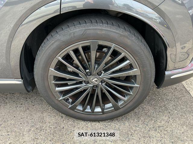 Lexus RX 2024-03 8413336-3