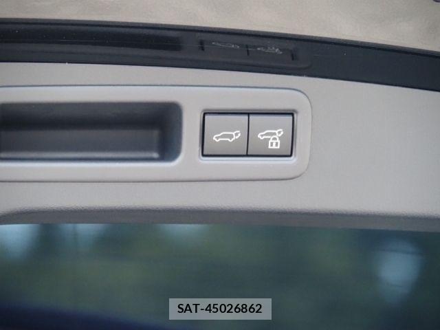 Lexus RX 2023-02 8562490-16