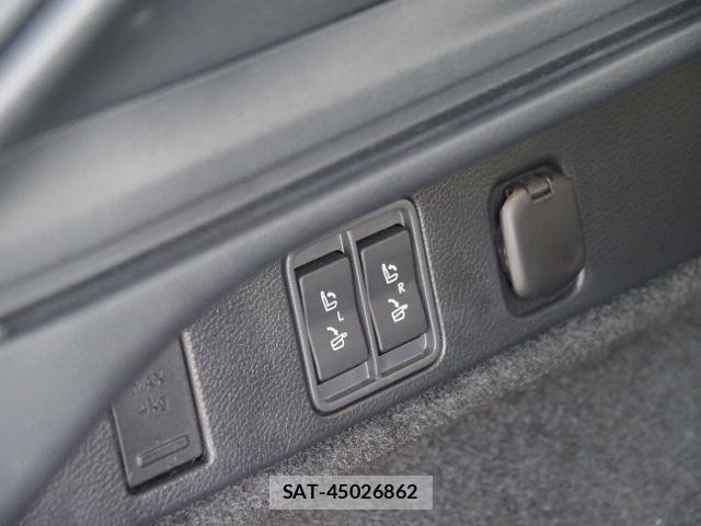 Lexus RX 2023-02 8562490-17