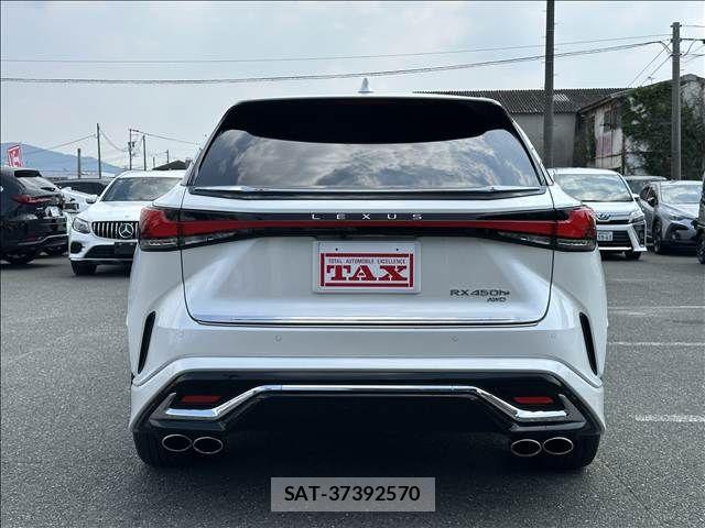 Lexus RX 2023-09 8562488-15