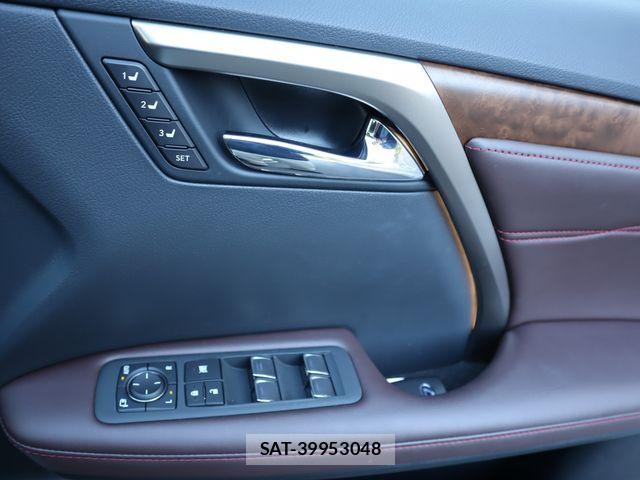 Lexus RX 2021-06 503743-17