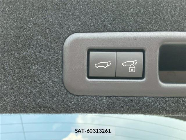 Lexus RX 2022-07 1222497-11