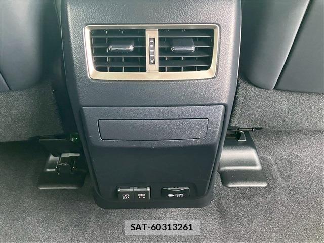 Lexus RX 2022-07 1222497-17