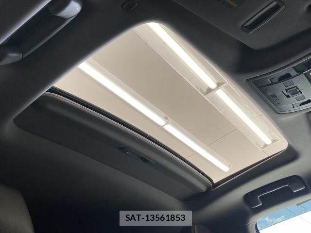 Lexus RX 2018-01 3066469-5