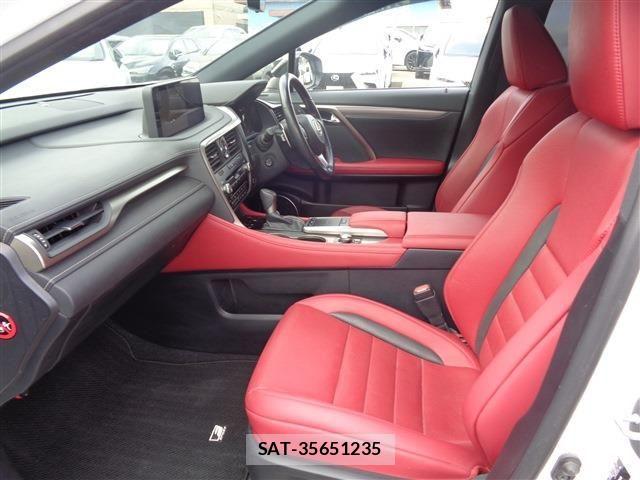 Lexus RX 2020-02 3907256-10