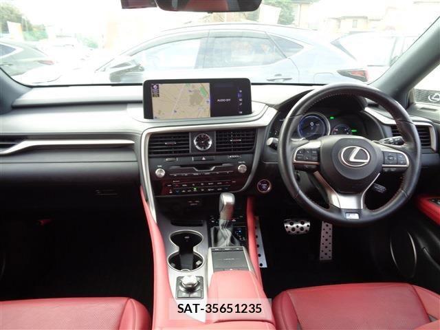 Lexus RX 2020-02 3907256-12