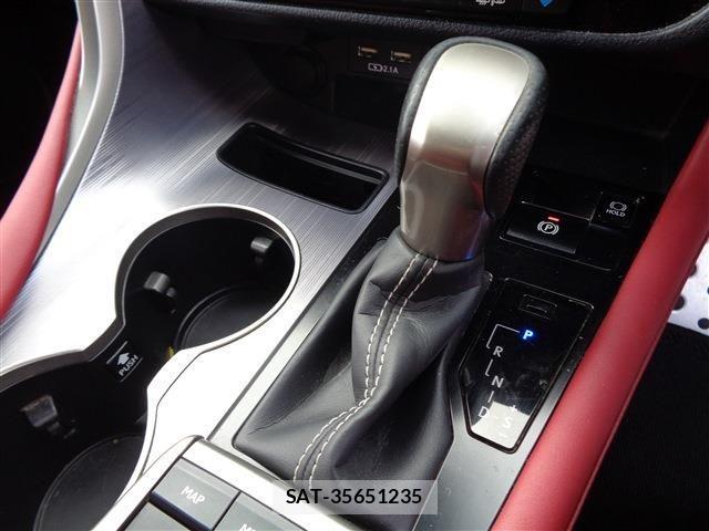 Lexus RX 2020-02 3907256-28
