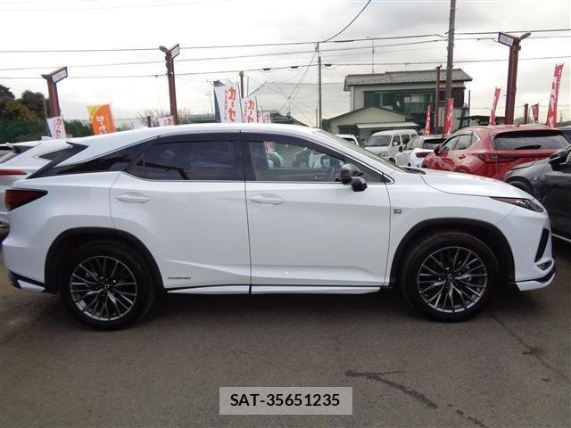 Lexus RX 2020-02 3907256-3
