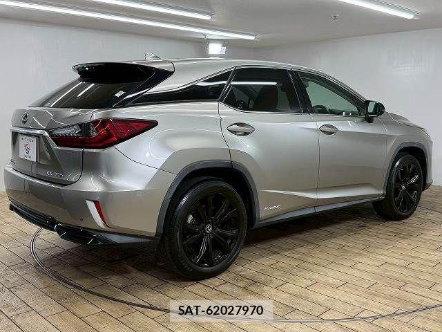 Lexus RX 2018-11 3907261-16