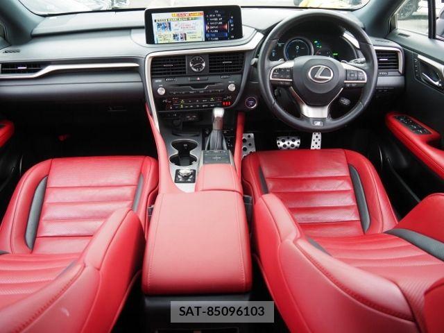 Lexus RX 2022-08 4755119-12