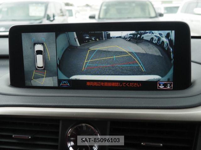 Lexus RX 2022-08 4755119-21