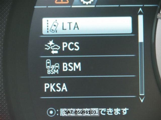 Lexus RX 2022-08 4755119-25
