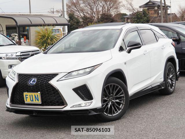 Lexus RX 2022-08 4755119-3