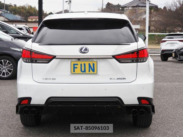 Lexus RX 2022-08 4755119-6