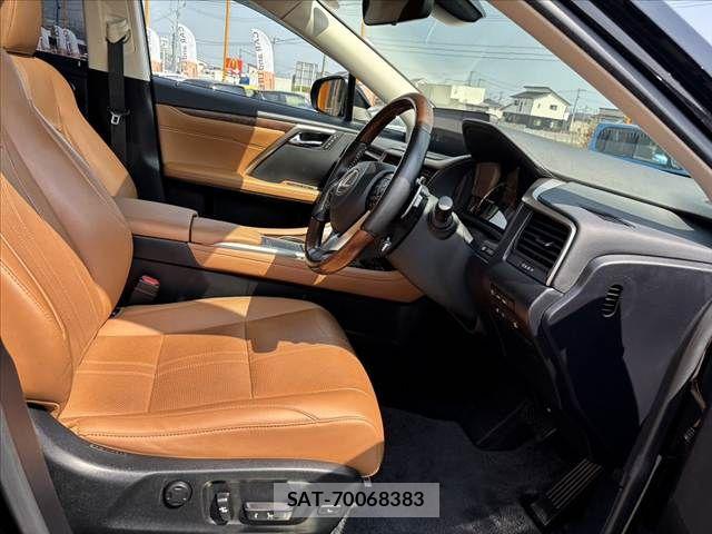 Lexus RX 2020-11 6011909-15