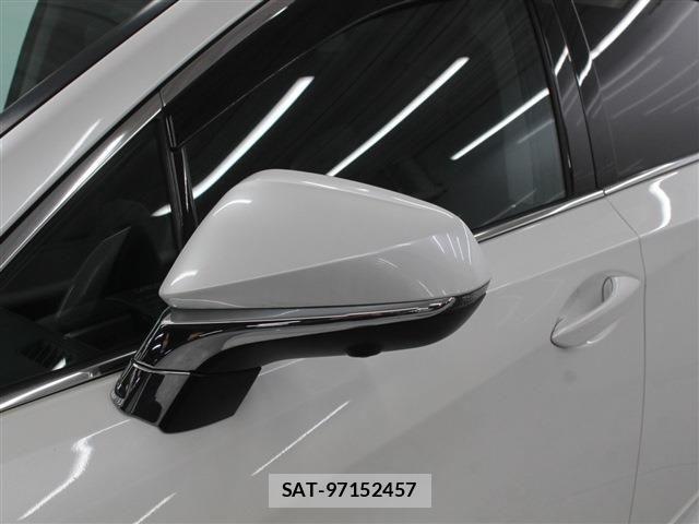 Lexus RX 2017-03 6011910-16