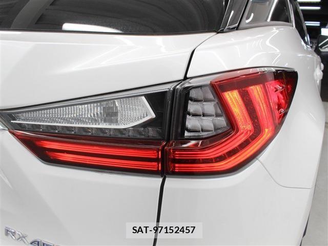 Lexus RX 2017-03 6011910-18