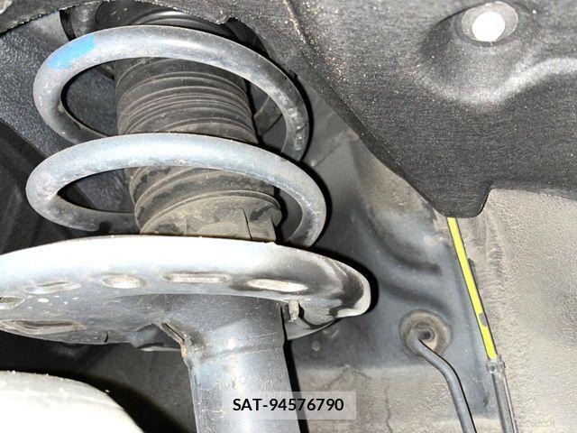 Lexus RX 2019-09 6305022-19