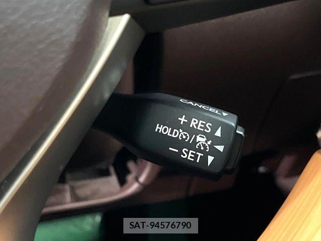 Lexus RX 2019-09 6305022-5