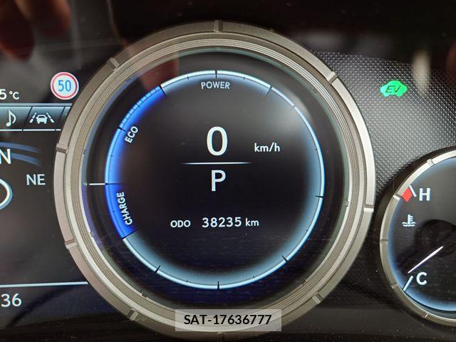 Lexus RX 2021-04 6612941-13
