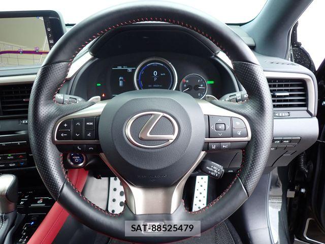 Lexus RX 2020-03 6612942-11