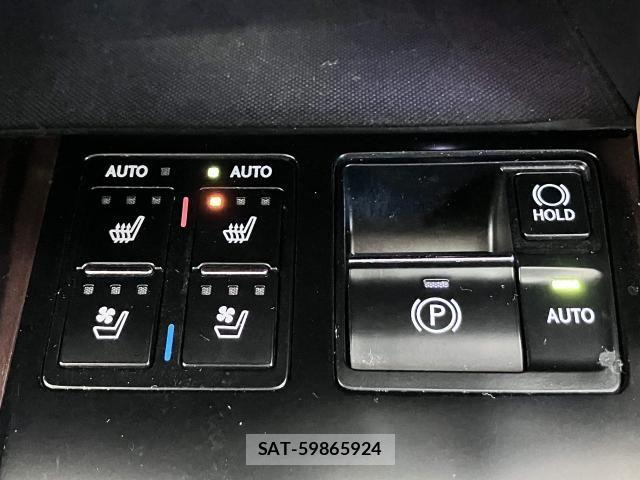 Lexus RX 2017-10 6612943-12
