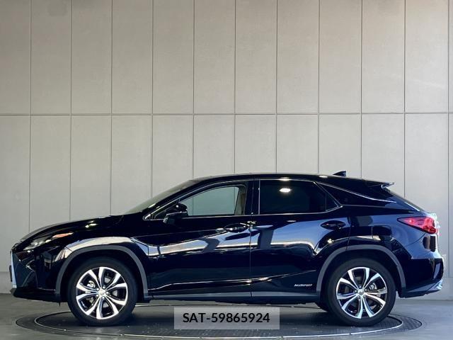 Lexus RX 2017-10 6612943-25
