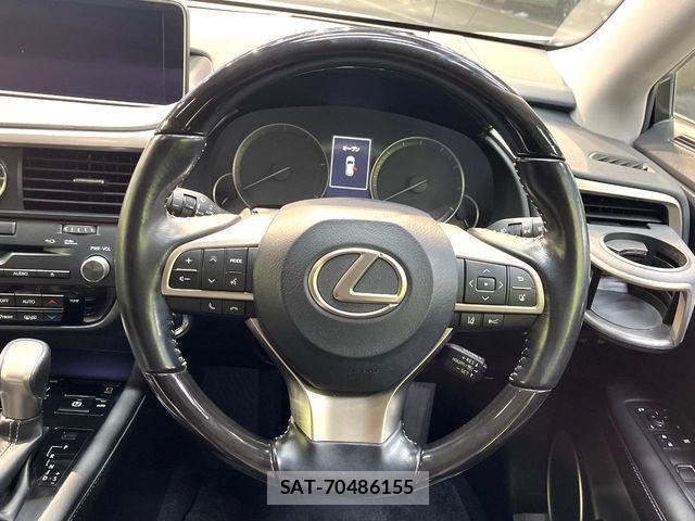 Lexus RX 2016-07 6612946-10