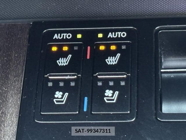 Lexus RX 2016-02 6672319-11