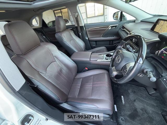 Lexus RX 2016-02 6672319-17