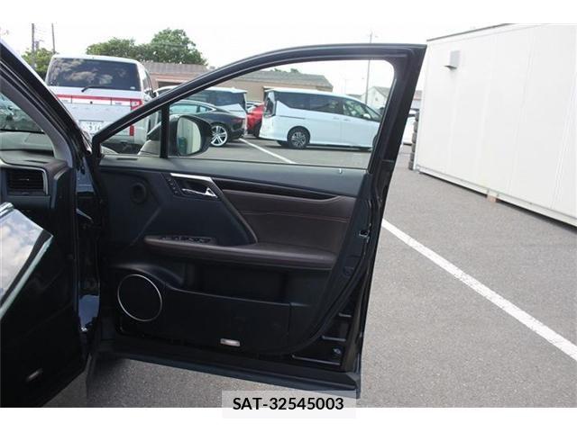 Lexus RX 2016-11 6815758-28
