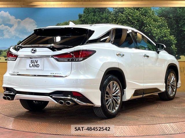 Lexus RX 2021-05 6815750-17