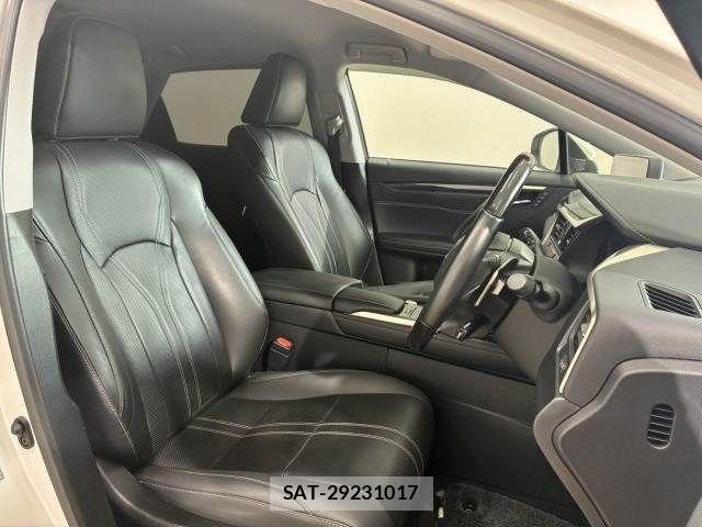 Lexus RX 2021-07 6815753-10