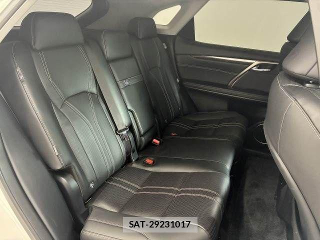 Lexus RX 2021-07 6815753-11