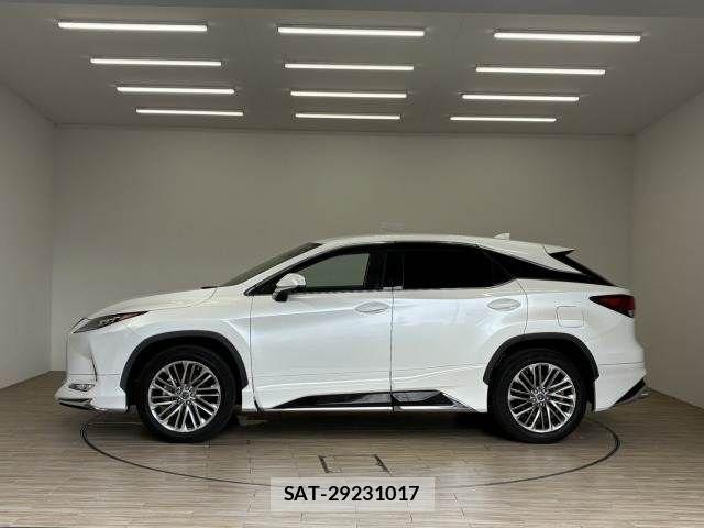 Lexus RX 2021-07 6815753-15