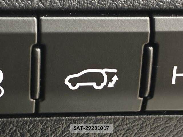 Lexus RX 2021-07 6815753-7