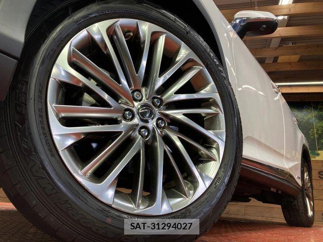 Lexus RX 2020-01 6815754-12