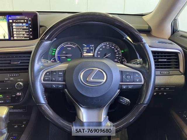 Lexus RX 2018-04 6907852-10