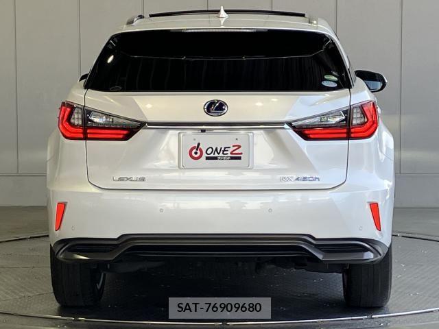 Lexus RX 2018-04 6907852-27