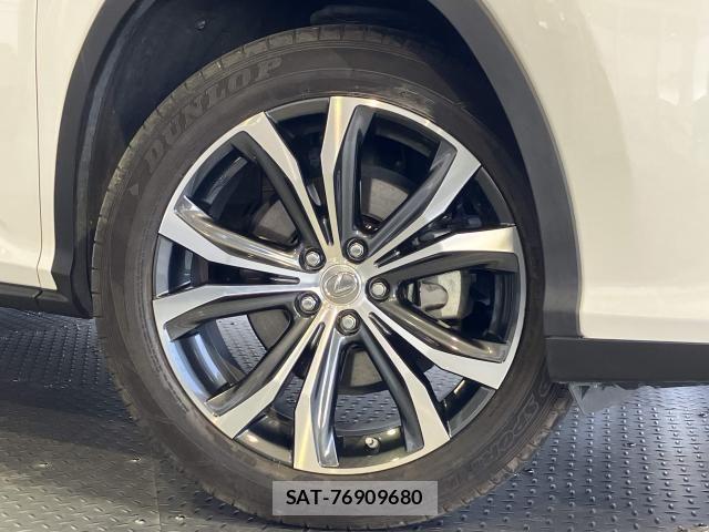 Lexus RX 2018-04 6907852-3
